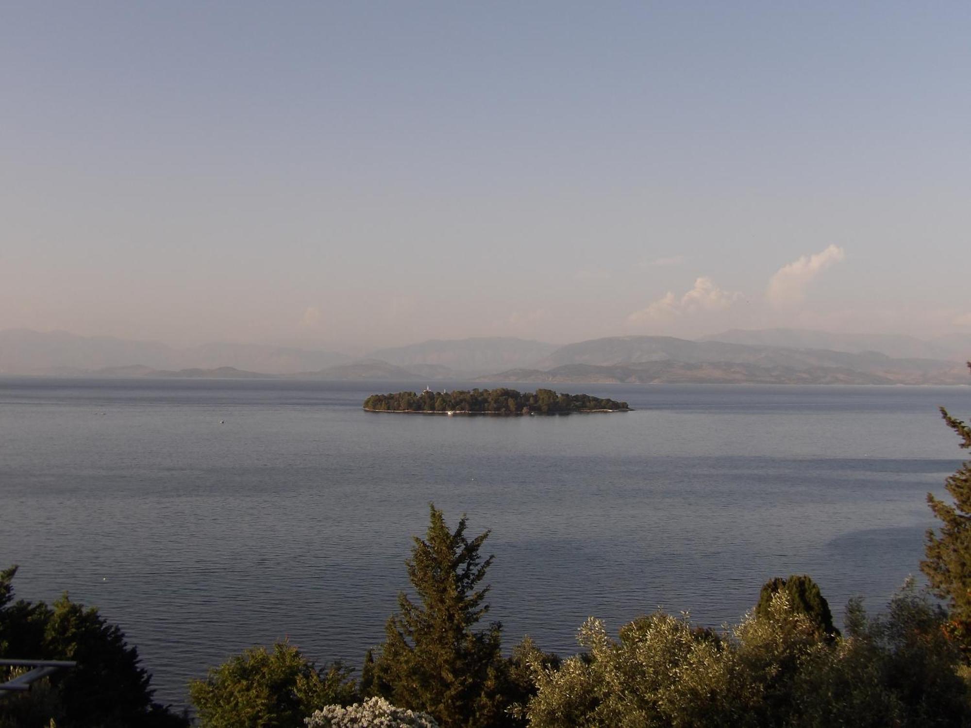 Villa Corfu Town 'panoramic View House'
